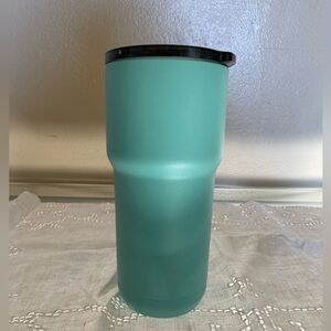 Magellan Outdoors Aqua tumbler